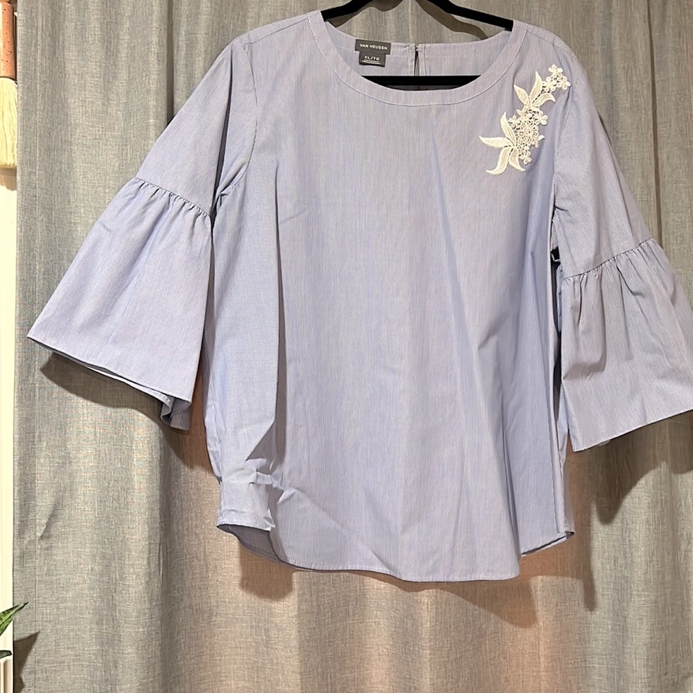 NWOT Van Heusen XL Blue Stripped Bell Sleeve top
